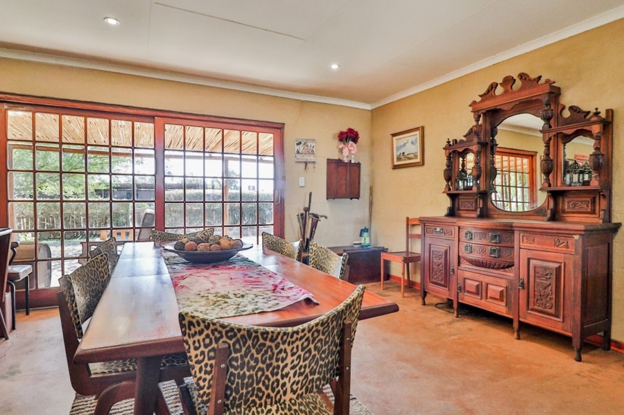 3 Bedroom Property for Sale in Hooikraal Western Cape